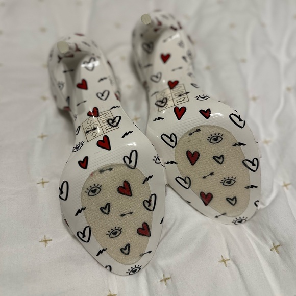 NEVER WORN- Cute heart heels from Aldo - Picture 5 of 9